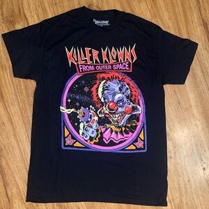 Killer Klowns from Outer Space NWOT t-shirt